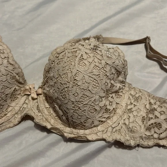 Victoria’s Secret Lined Demi Lace Bra Sz 36C - Picture 4 of 11